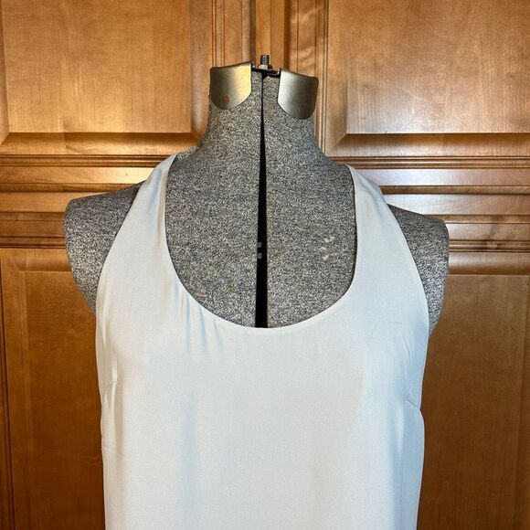 💜 3/30 6/50 Banana Republic Racerback Lightweight Tank  in Sidewalk Gray Size S - Picture 13 of 13